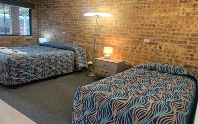 Golden Beach Motor Inn, カラウンドラ エクステリア 写真